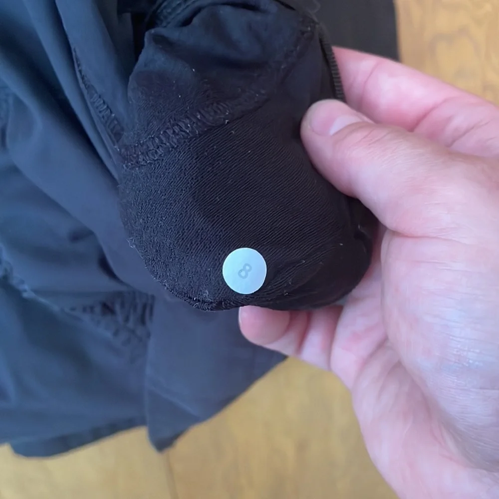 Lululemon ahead of the curve jacket - Picture 2 of 5